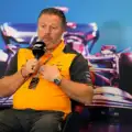 Zak Brown κατά πολυϊδιοκτησίας στη Formula 1: «Όχι σε δεύτερες ομάδες υπό τον ίδιο έλεγχο»