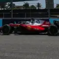 F1 – Grand Prix Μαϊάμι FP1: Ο Leclerc ταχύτερος με την αναβαθμισμένη Ferrari – Προβλήματα για τη Mercedes