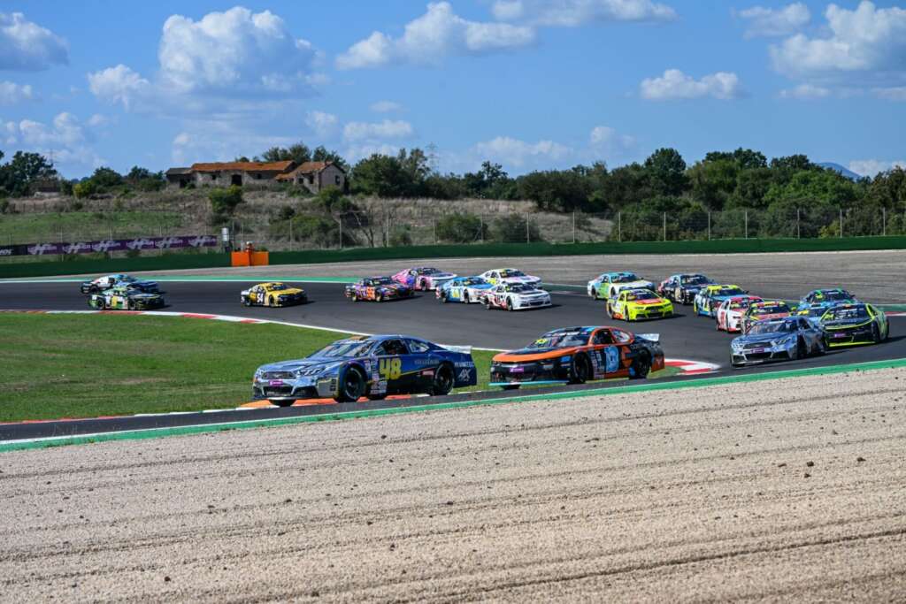 Έλληνες, Έλληνες οδηγοί, Κρασώνης, NASCAR, NASCAR Euro Series