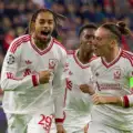 Champions League: Εξάρα της Λίβερπουλ με αρχηγό τον Τσιμίκα και δύο ασίστ  – Σκόραρε ο Δουβίκας στην ήττα της Κόμο