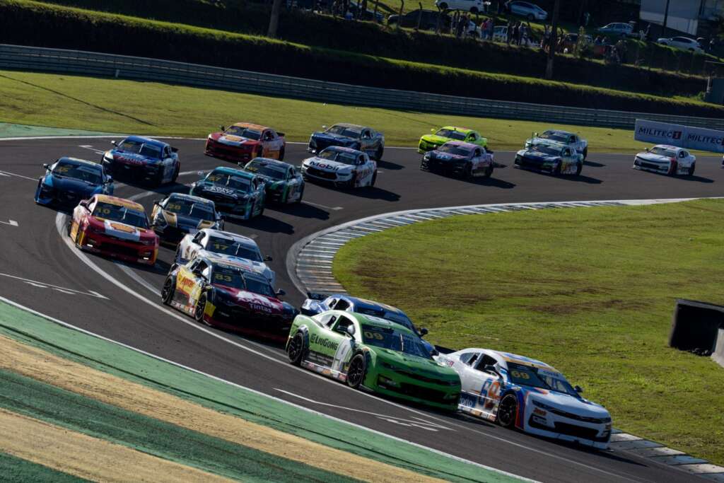 NASCAR, Θωμάς Κρασώνης, Κρασώνης, Έλληνες